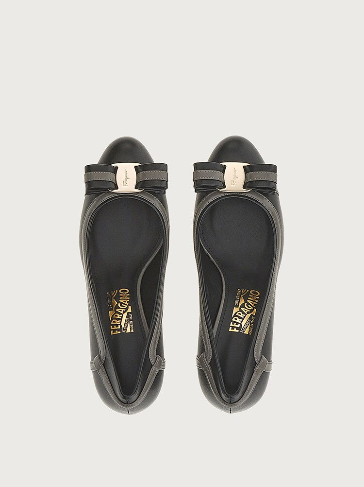 Ferragamo Ornament Pump