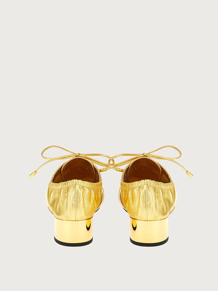 Ferragamo Lace Up