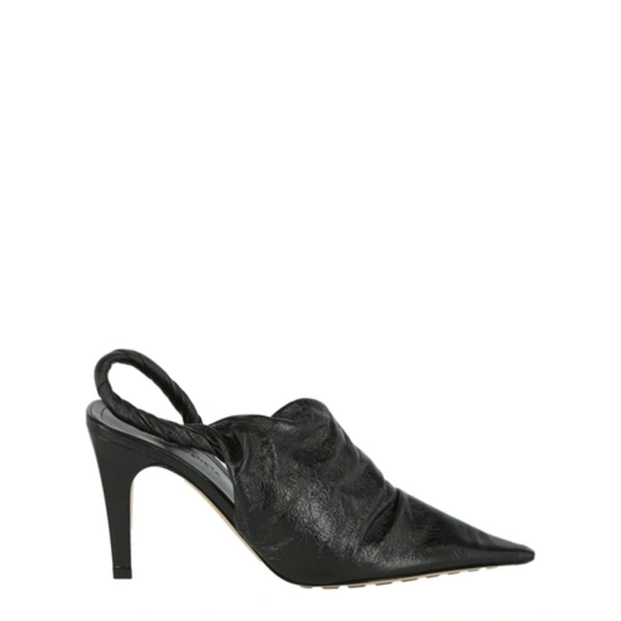 Bottega Veneta Bv Point Leather Pumps